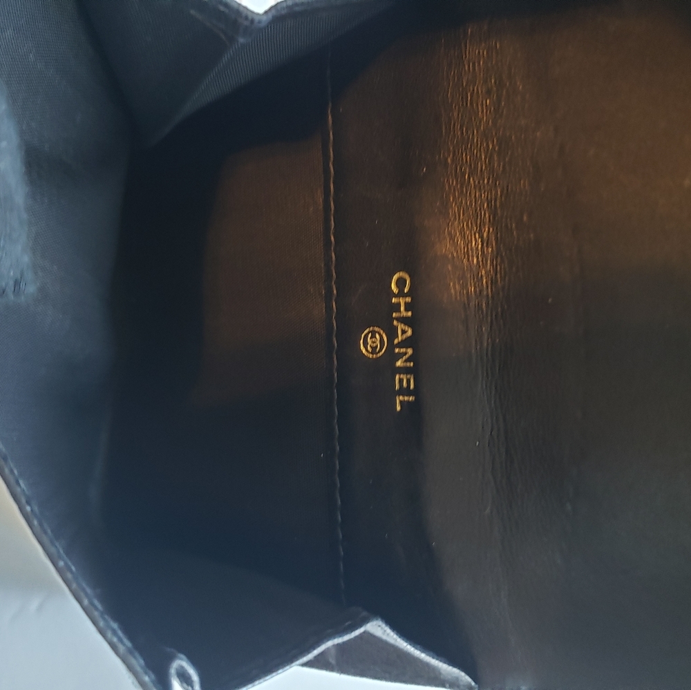 Authentic Chanel Caviar Black Compact Wallet - Picture 3 of 16